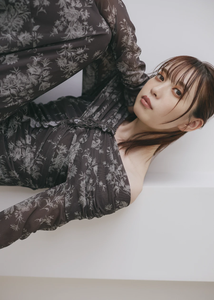 coco✳︎link　チャコール6本 cache cache]メタリックコード編みトート | KOBUNSHA SELECT