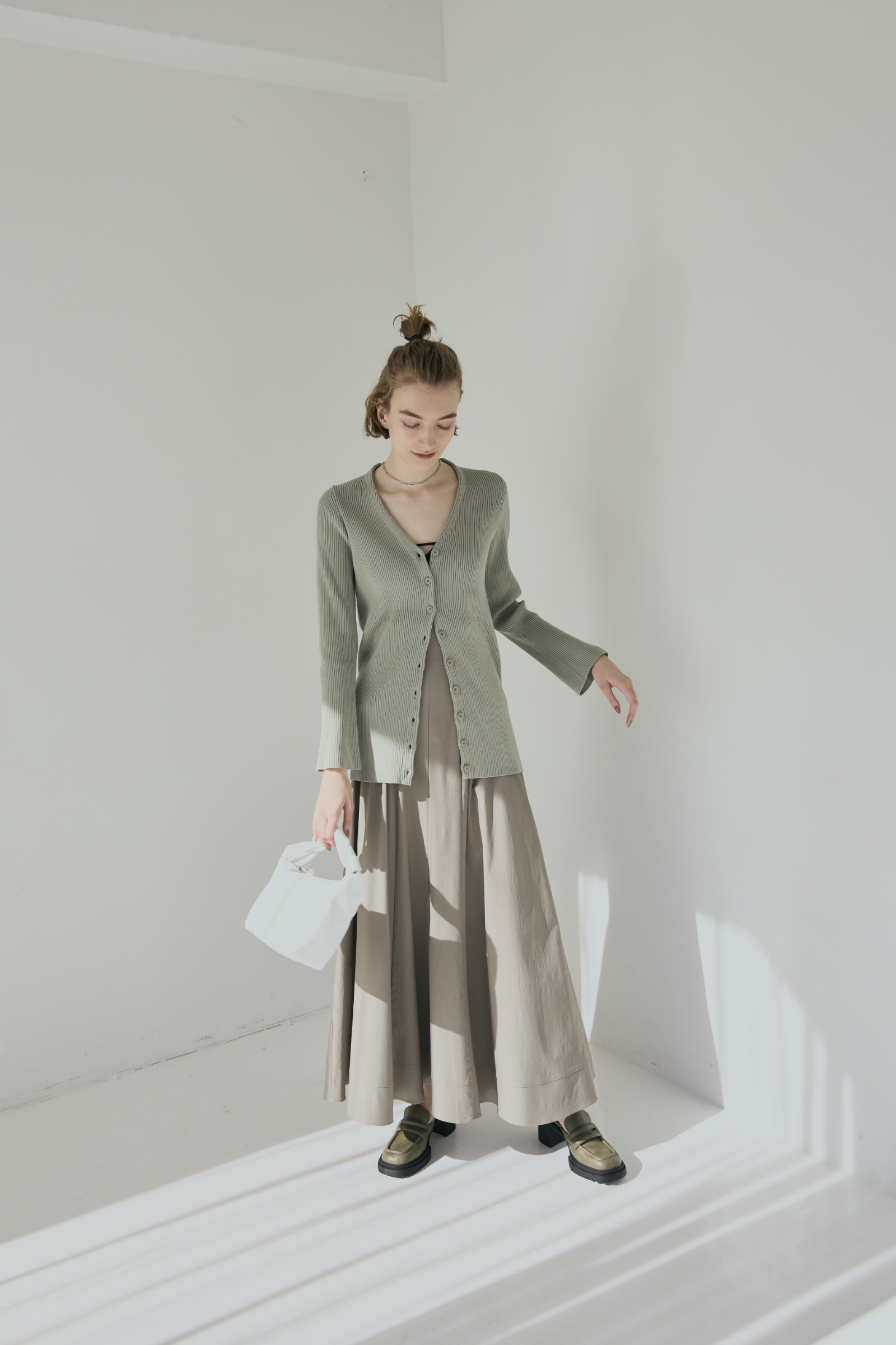COCO DEAL - COCO DEAL  ココディール　ベルスリーブタートルニット ココディール 2022 WINTER KNIT COLLECTION｜PETAL ONLINE