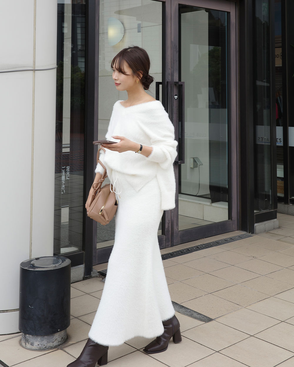 【美品】Aimeine エメイン　バックスリットベルトジャケット Aimeine エメイン】バックスリットベルトジャケット 商品一覧