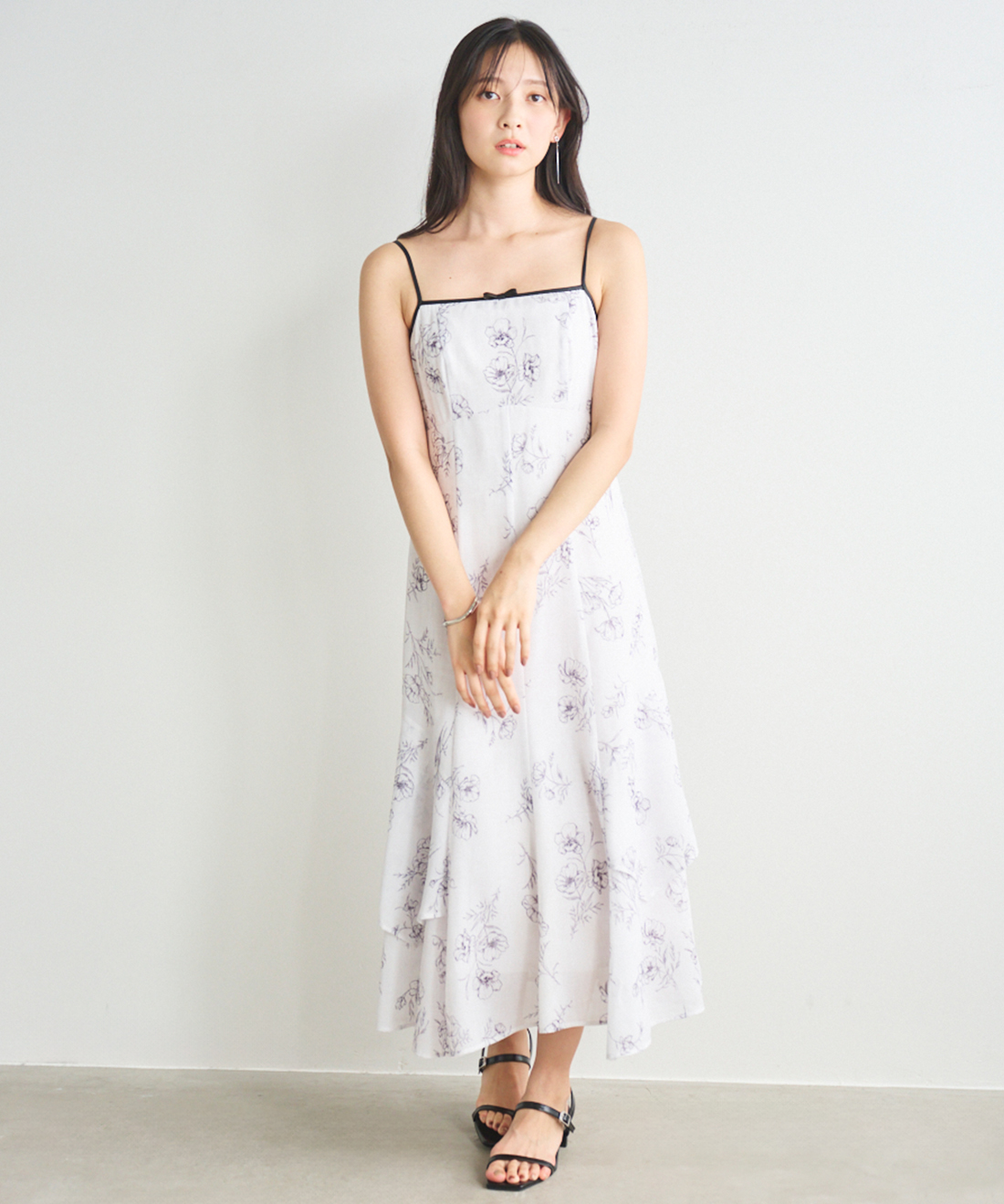 aimeine 線画フラワーリネンキャミワンピース MIXレースキャミワンピース×カットソーワンピースSET｜PETAL