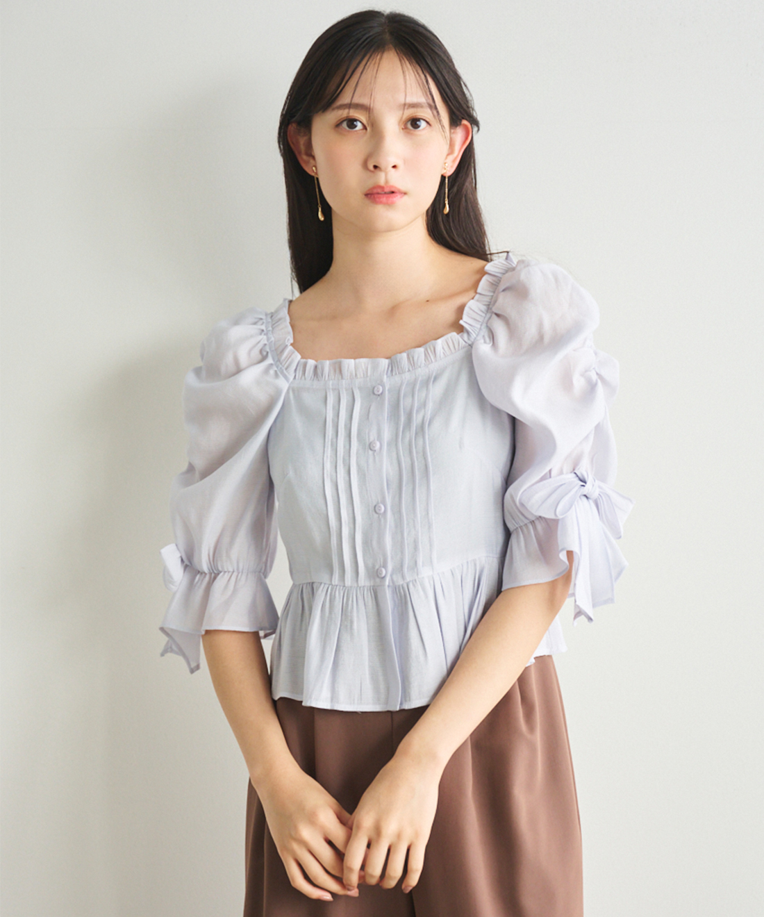 LILLIAN CARAT リボンスリーブピンタックブラウス WEEKEND SALE対象品番】リボンスリーブピンタックブラウス｜PETAL