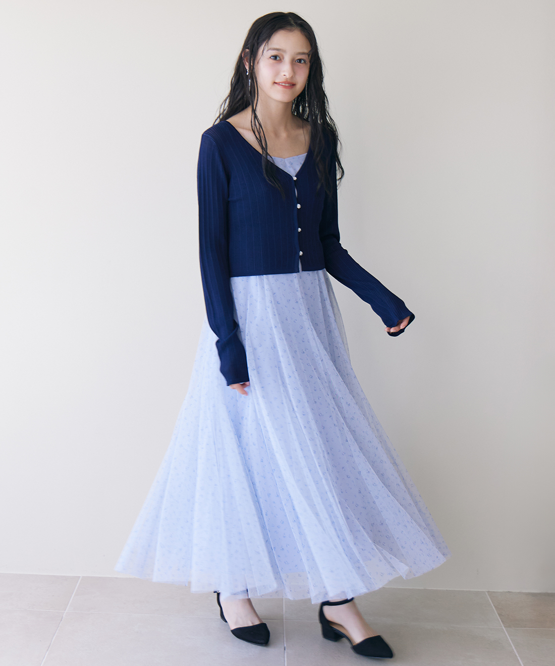 ONLINE限定】モチーフビジュカーデ＆チュールキャミワンピセット