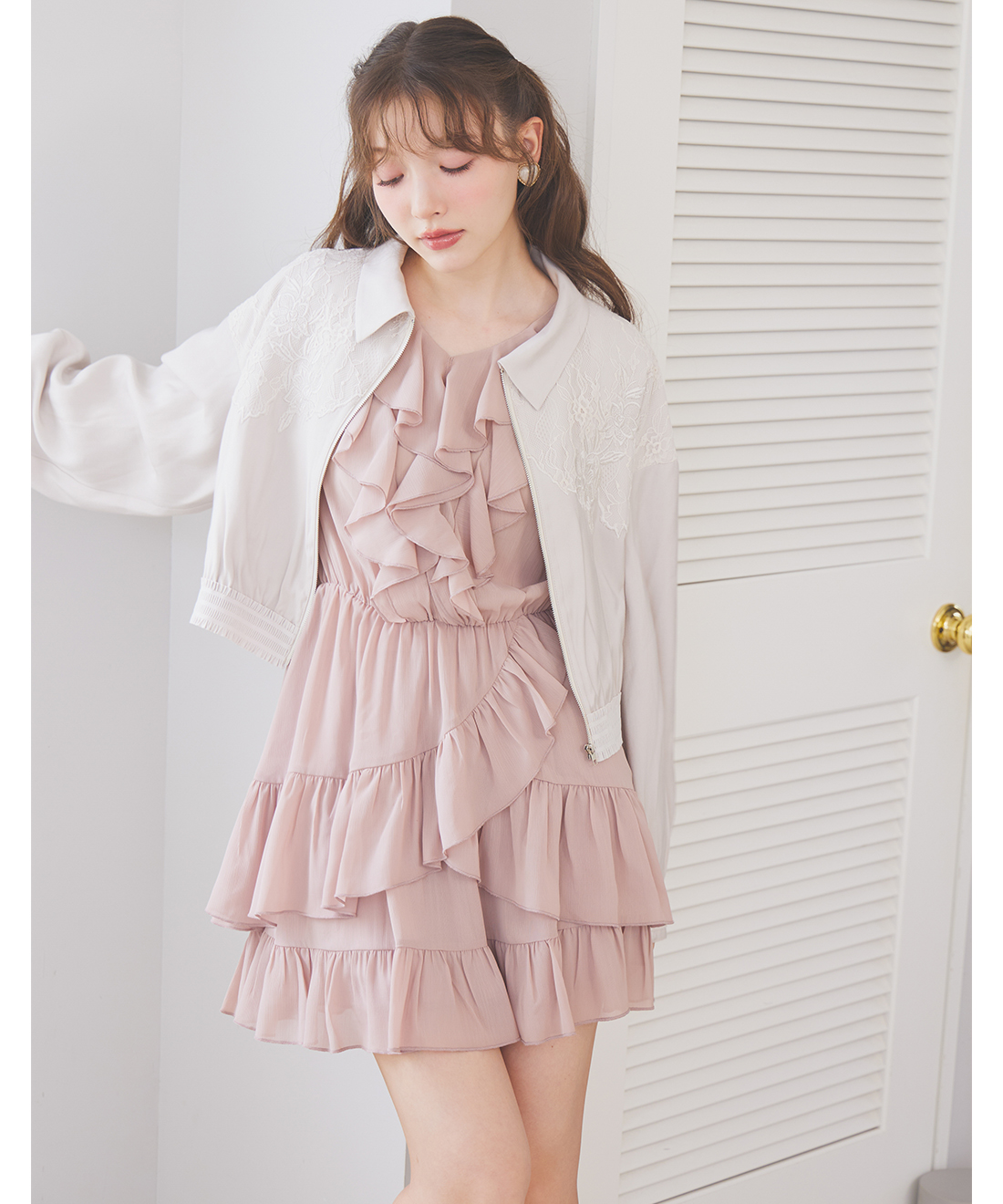 heve PEONY ペプラムブラウス heve PEONYペプラムBL ネイビー