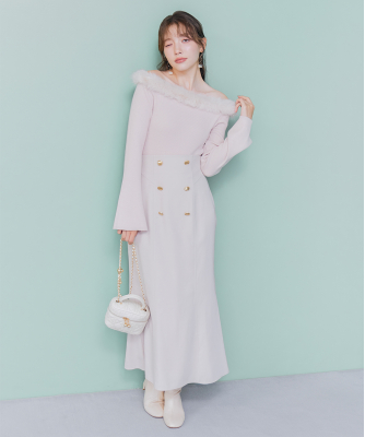 メタルボタンナロースカート