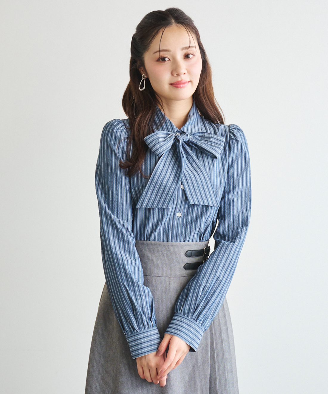 ボウタイリボンストライプブラウス｜PETAL ONLINE（ペタルオンライン）