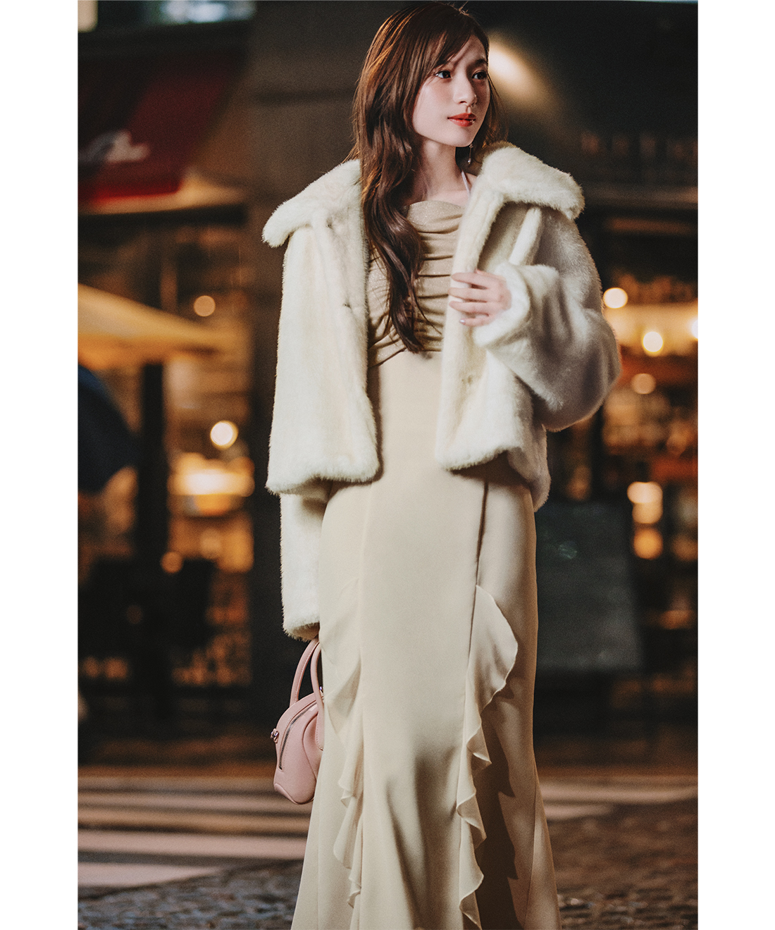 パールミンク ファーコート ハーフ丈 毛皮コート アイボリー系 M-L相当 フェイクファーショートコート｜PETAL ONLINE（ペタルオンライン）