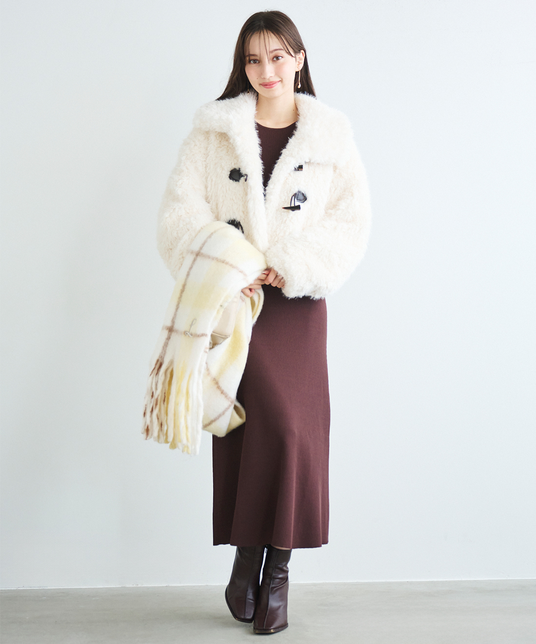 トリートユアセルフ バニーファーコート 美品】 Treat Urself バニー ファー コート 2023モデル