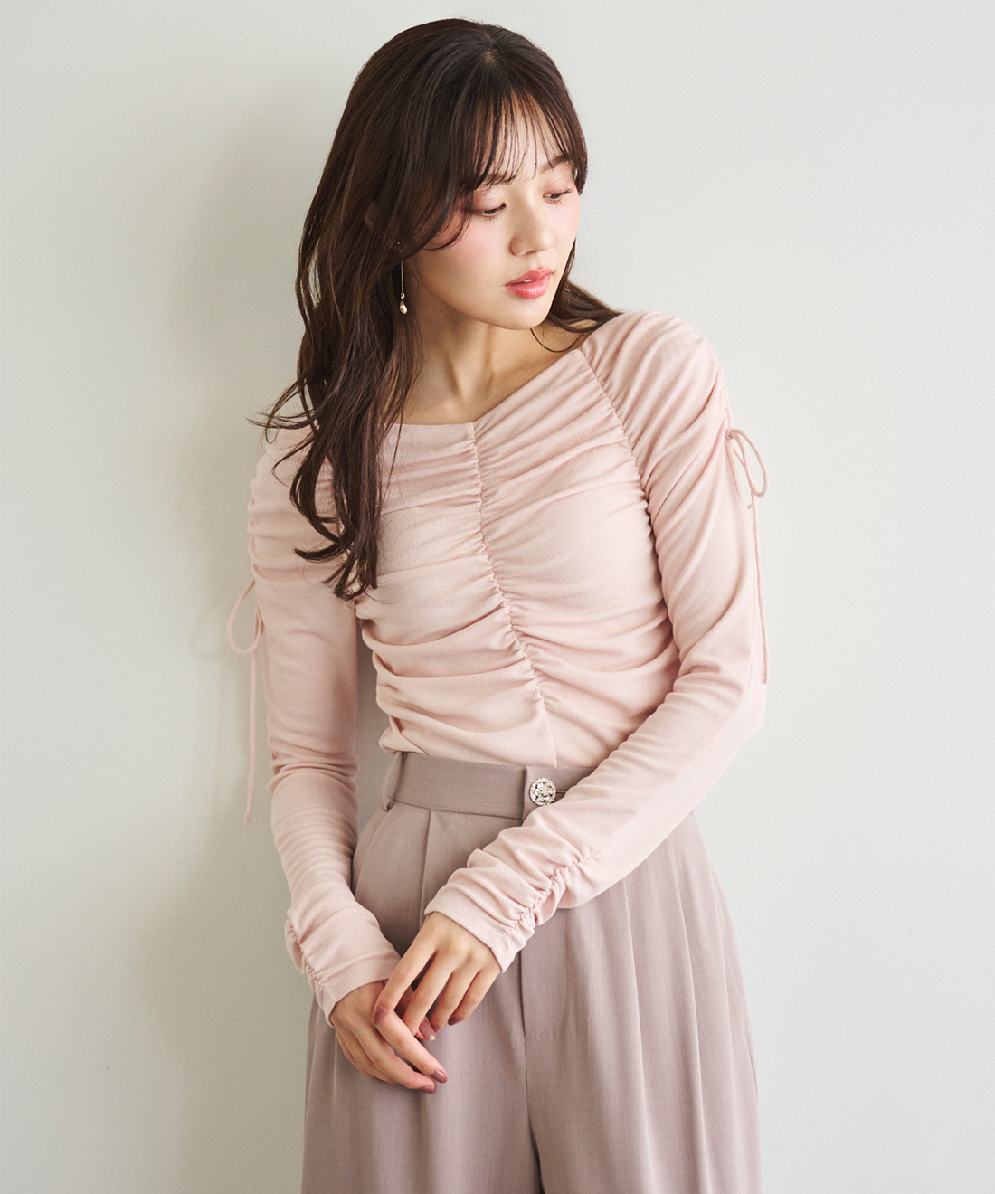 ユリアンページ ギャザーデザイントップス｜PETAL ONLINE（ペタルオンライン）