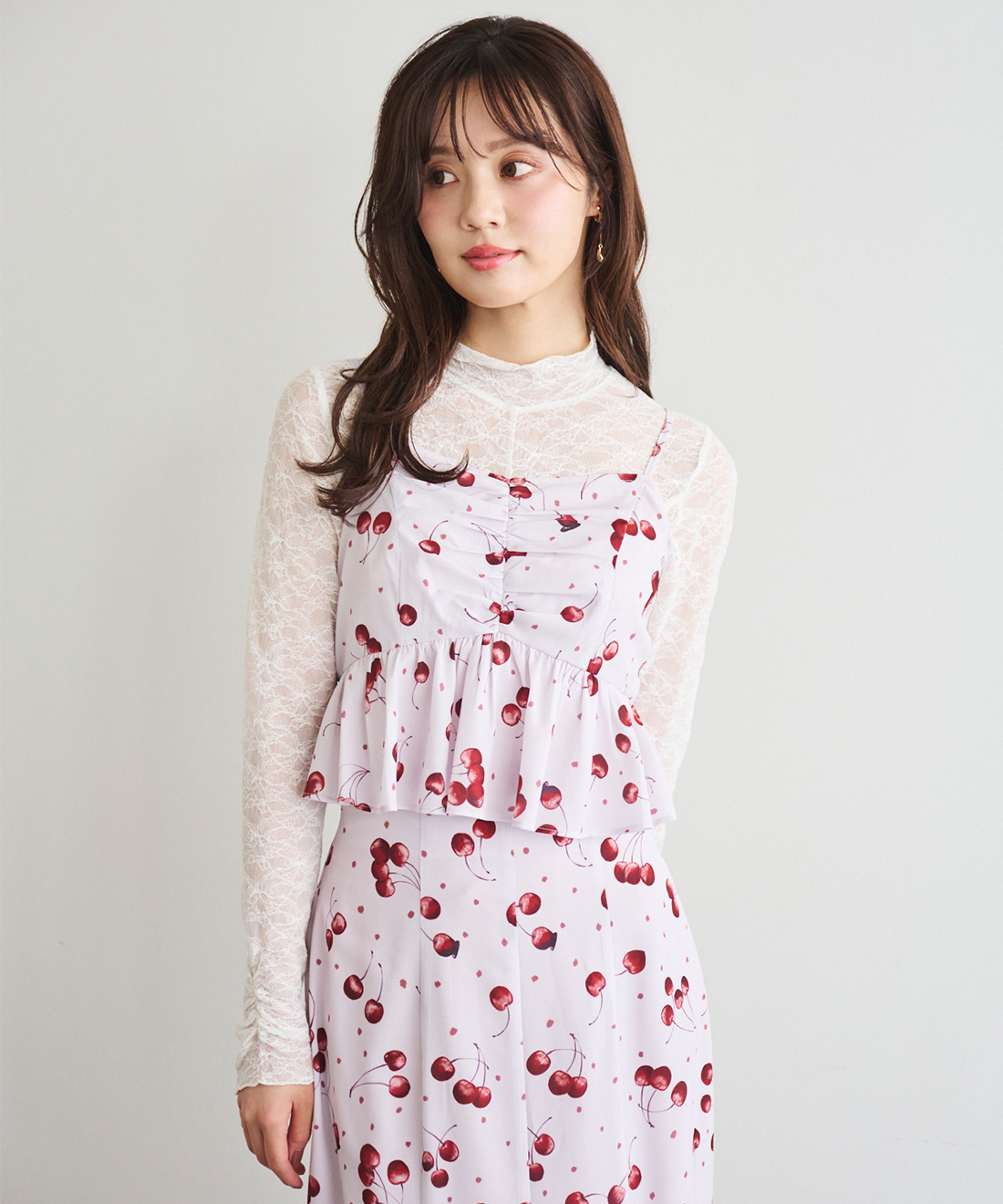 D&G ビビットな花柄刺繍のハイネックトップス D&G ビビットな花柄刺繍のハイネックトップス