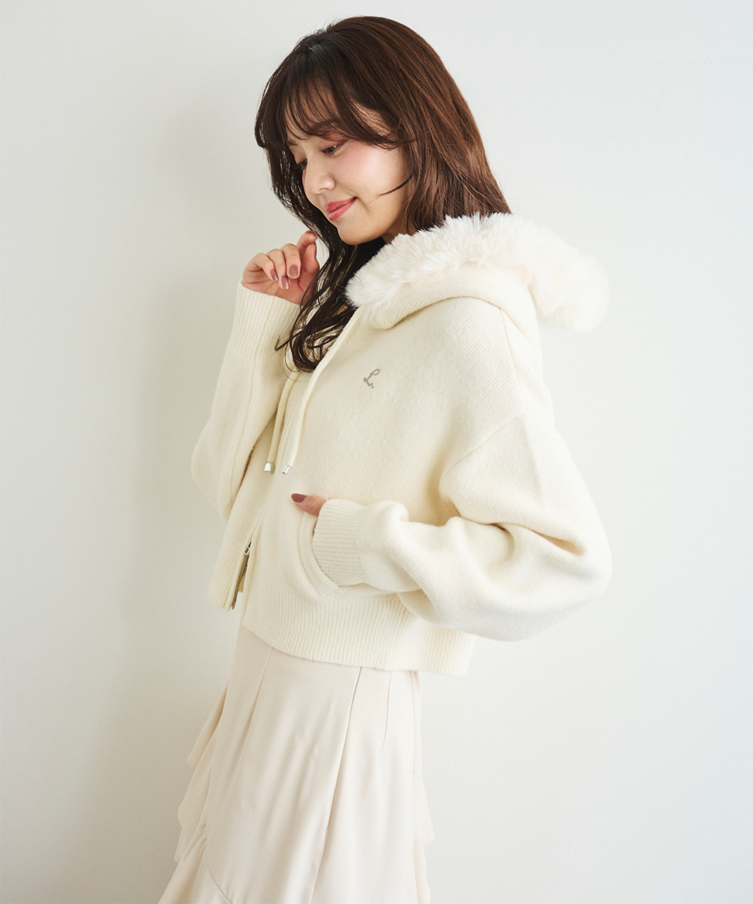 ARIADNAW ファーパーカー フェイクファーニットパーカー｜PETAL ONLINE（ペタルオンライン）
