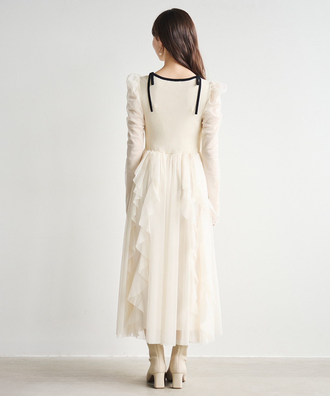LILIAN CARAT チュールティアードフリルニットドッキングワンピース チュールティアードフリルニットドッキングワンピース｜PETAL ONLINE