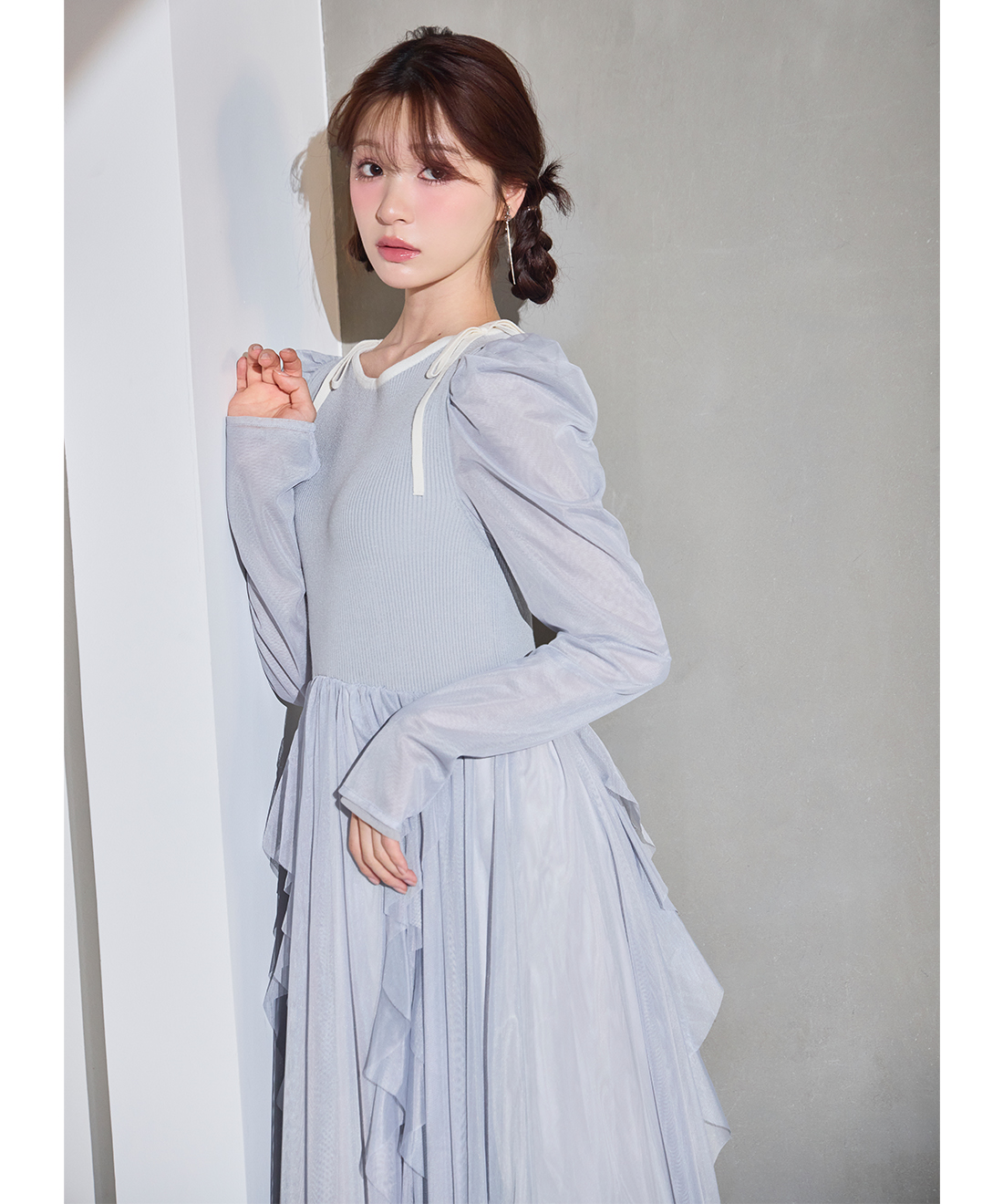 【新品タグ付き】LILLIAN CARAT フリルドッキングニットワンピース チュールティアードフリルニットドッキングワンピース｜PETAL ONLINE