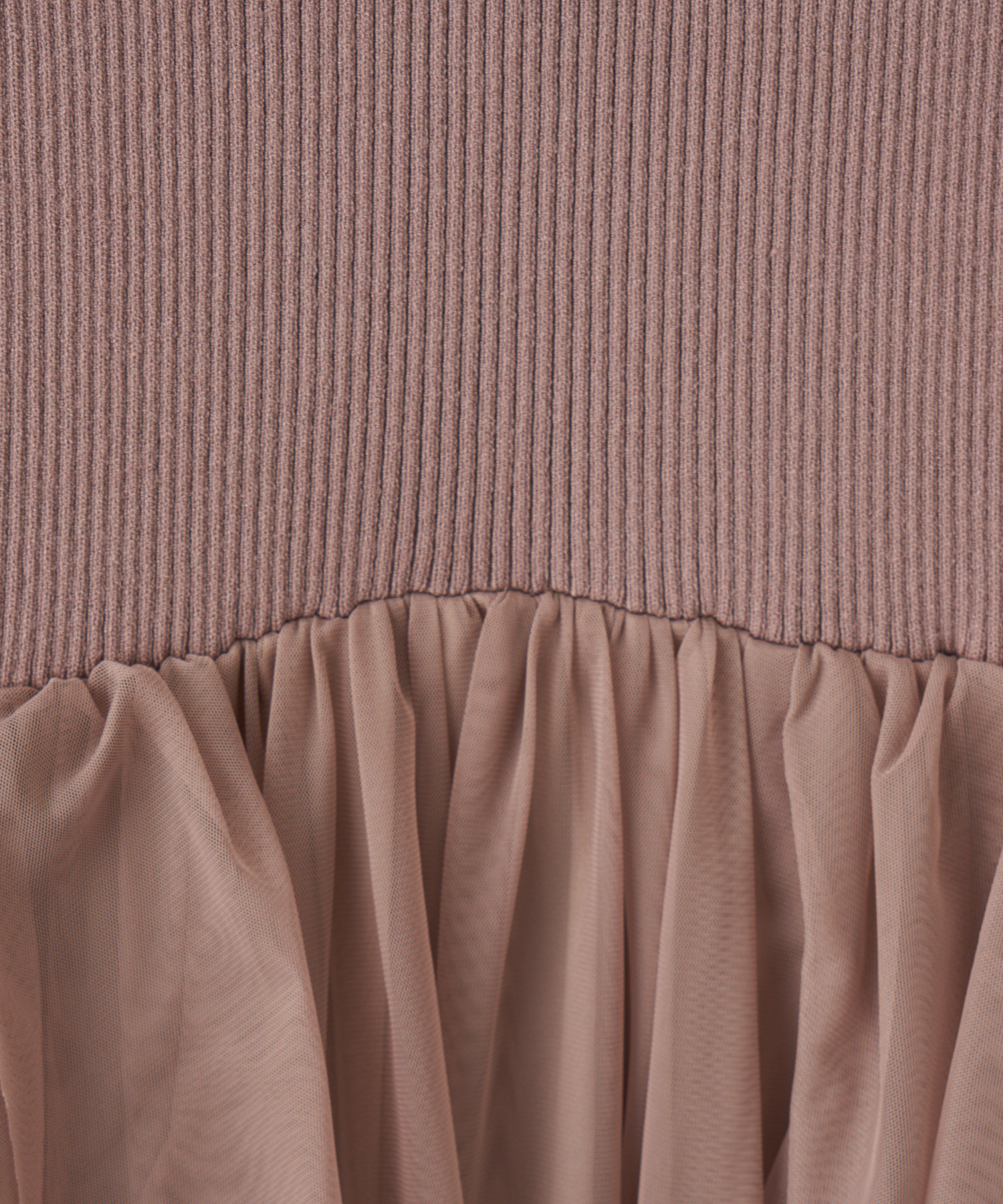 チュールティアードフリルニットドッキングワンピース｜PETAL ONLINE