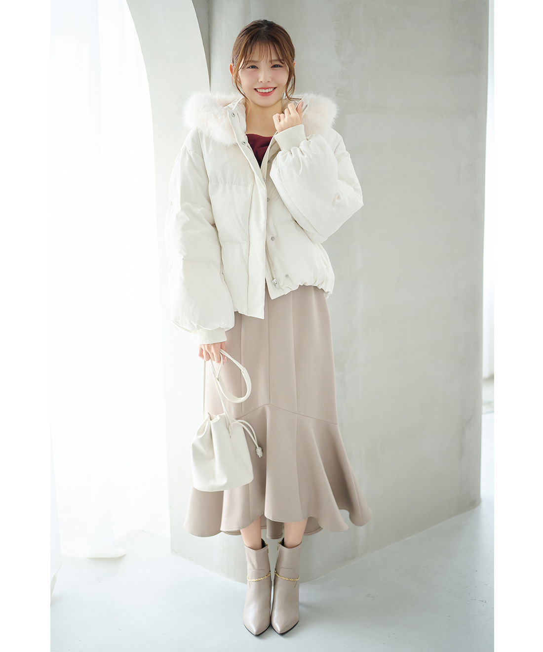 ONLINE限定カラーあり】フェイクファーパフィーショートコート｜PETAL