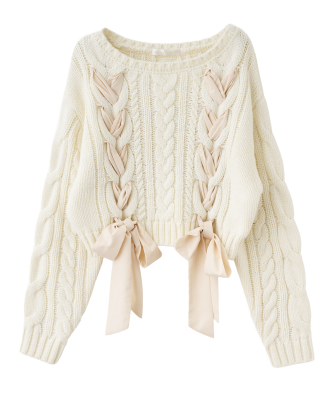 レースアップデザインケーブルニット