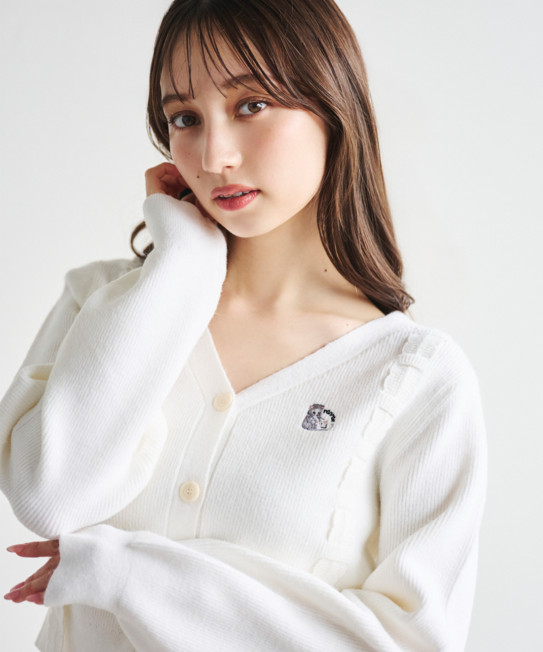 ronron刺繍ニットカーディガン｜PETAL ONLINE（ペタルオンライン）