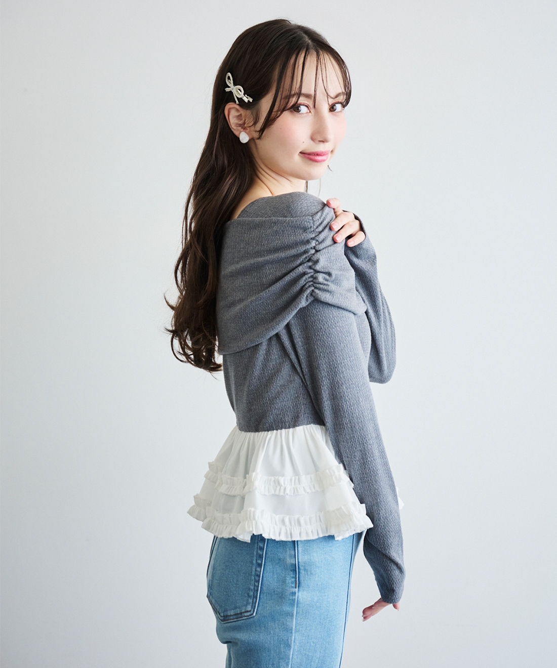 オフショルティアードペプラムトップス｜PETAL ONLINE（ペタルオンライン）