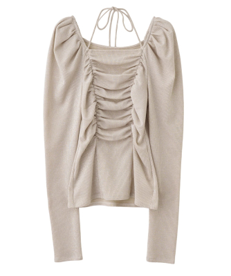 ピンクベージュ