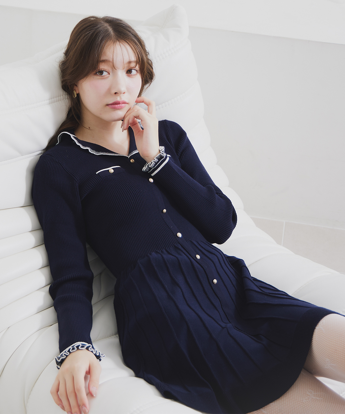 NEW YEAR SPECIAL ITEM】バイカラーデザインニットミニワンピース