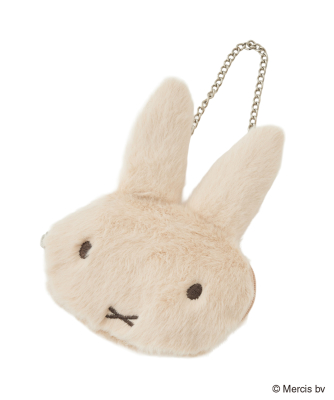 ピンクベージュ