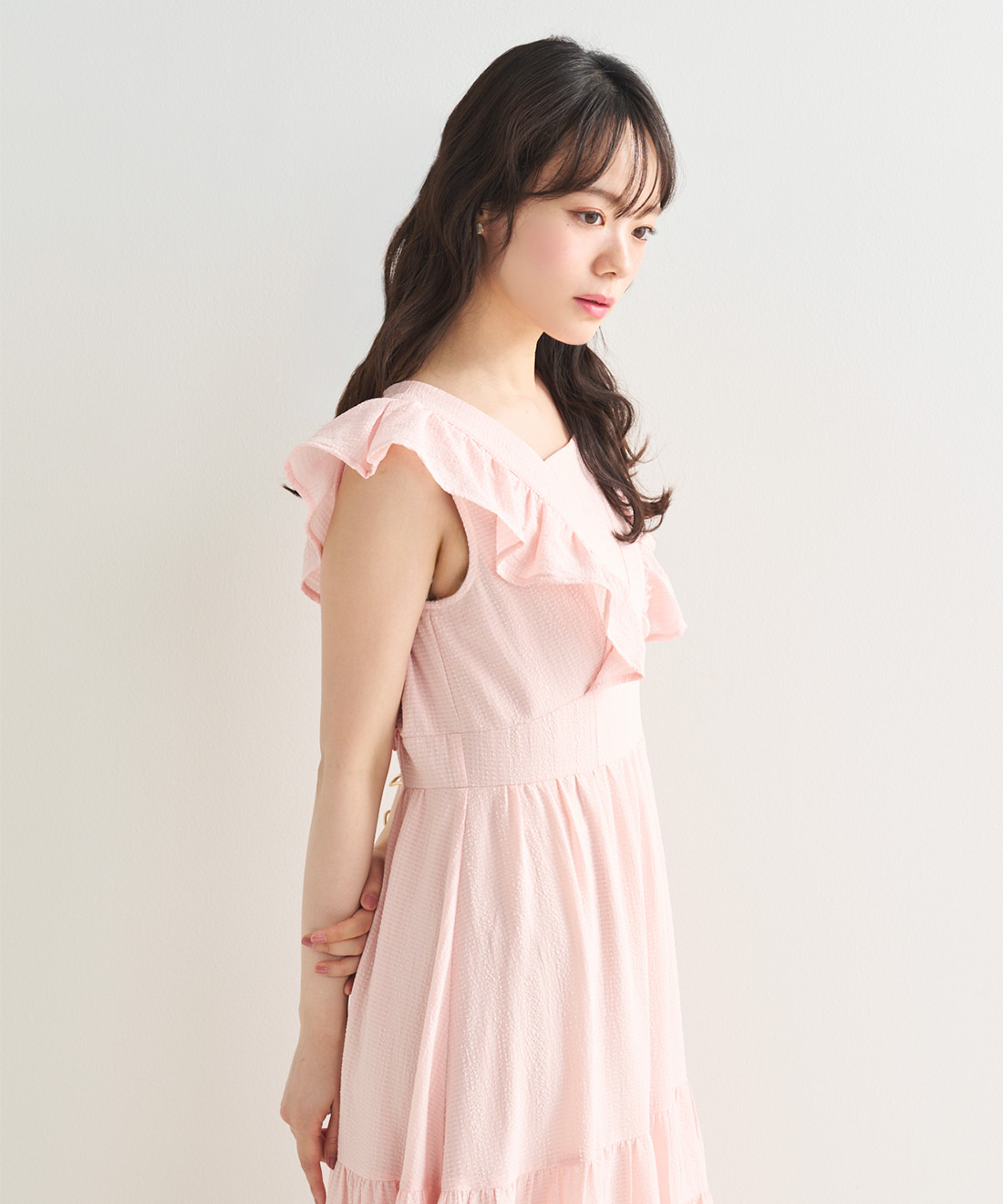 バックシャンデザインティアードワンピース｜PETAL ONLINE（ペタル