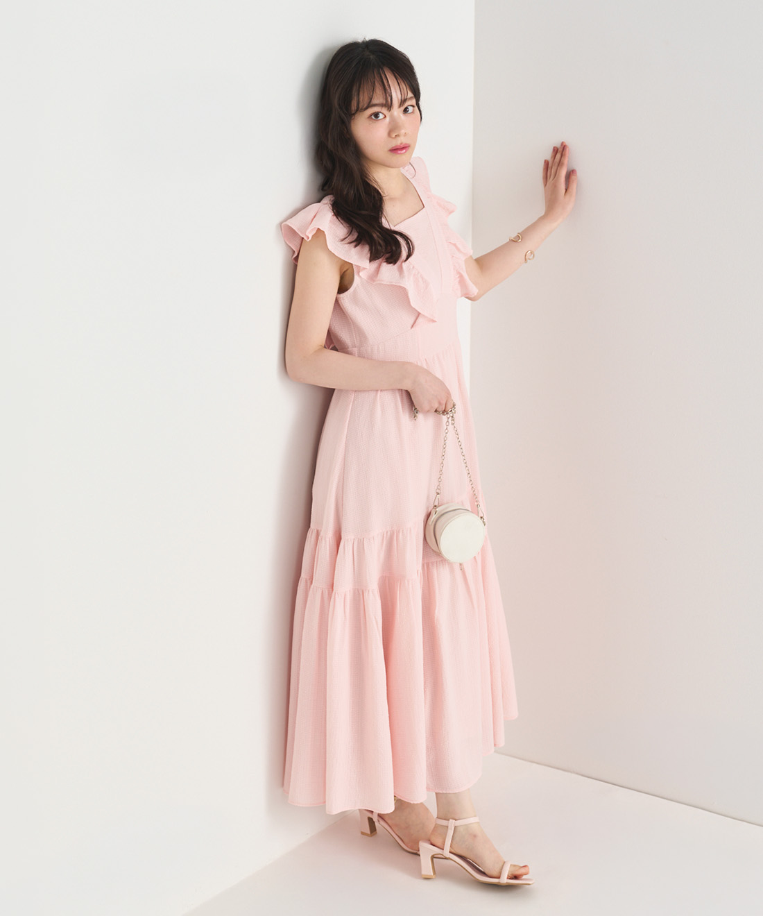 バックシャンデザインティアードワンピース｜PETAL ONLINE（ペタル