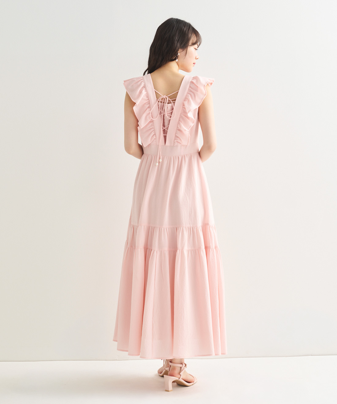 バックシャンデザインティアードワンピース｜PETAL ONLINE（ペタル