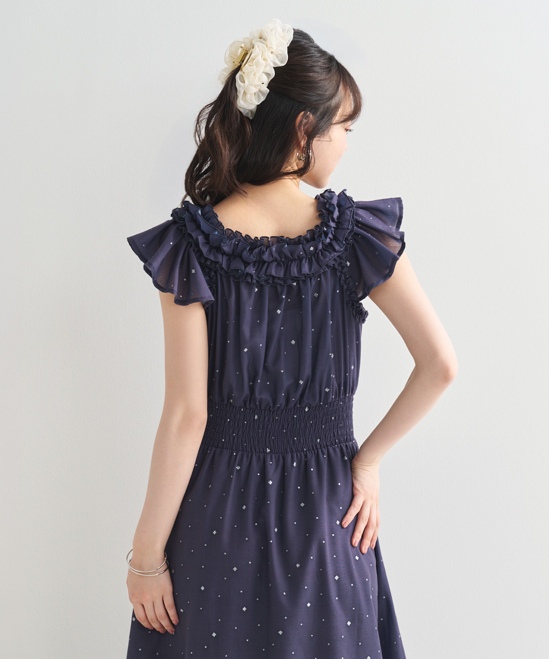 美品✨ ケイトスペード　フレア ワンピース　パール　ビジュー　黒　4 上品 箔ドットプリントフレアワンピース｜PETAL ONLINE（ペタルオンライン）