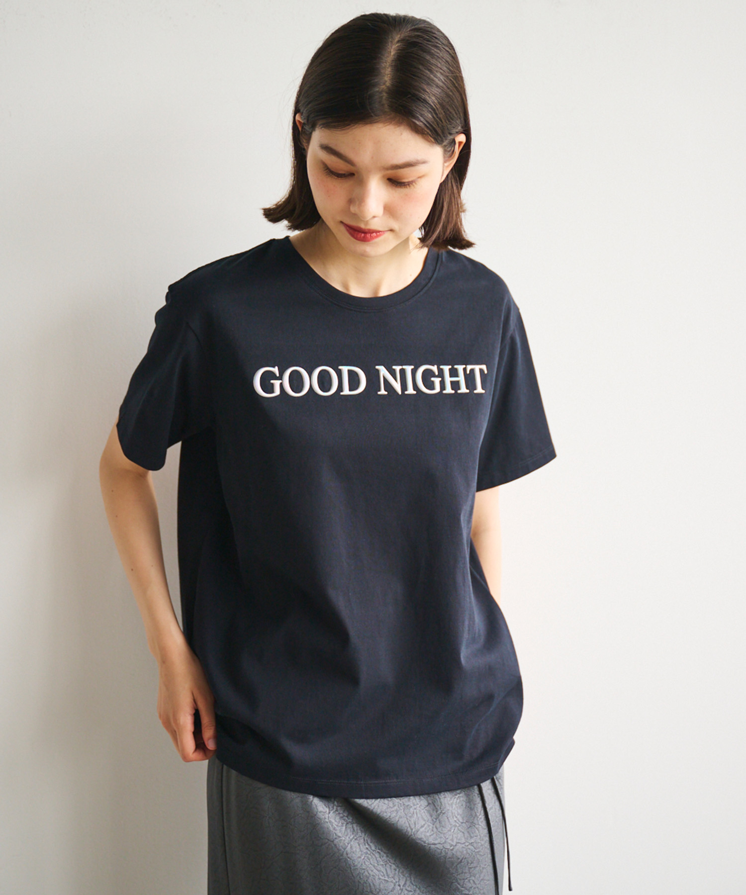 メタリック型押しプリントTシャツ｜PETAL ONLINE（ペタル