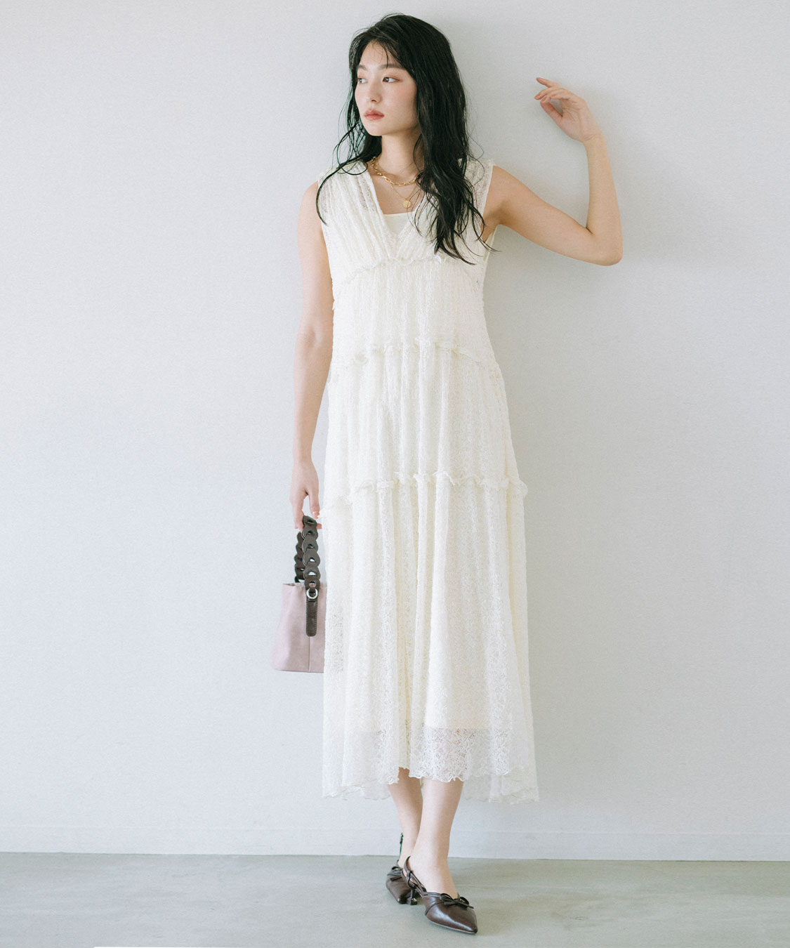 【美品】アサクラ　デコルテシアー切替レースワンピース　雑誌掲載　結婚式 レースティアードワンピース｜PETAL ONLINE（ペタルオンライン）