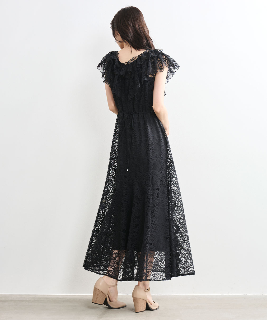 美品 ブルーガール ブルマリン フリルカラー レース ワンピース Aライン 黒 ブルーガール ブルマリン BLUGIRL BLUMARINE ワンピース ロング