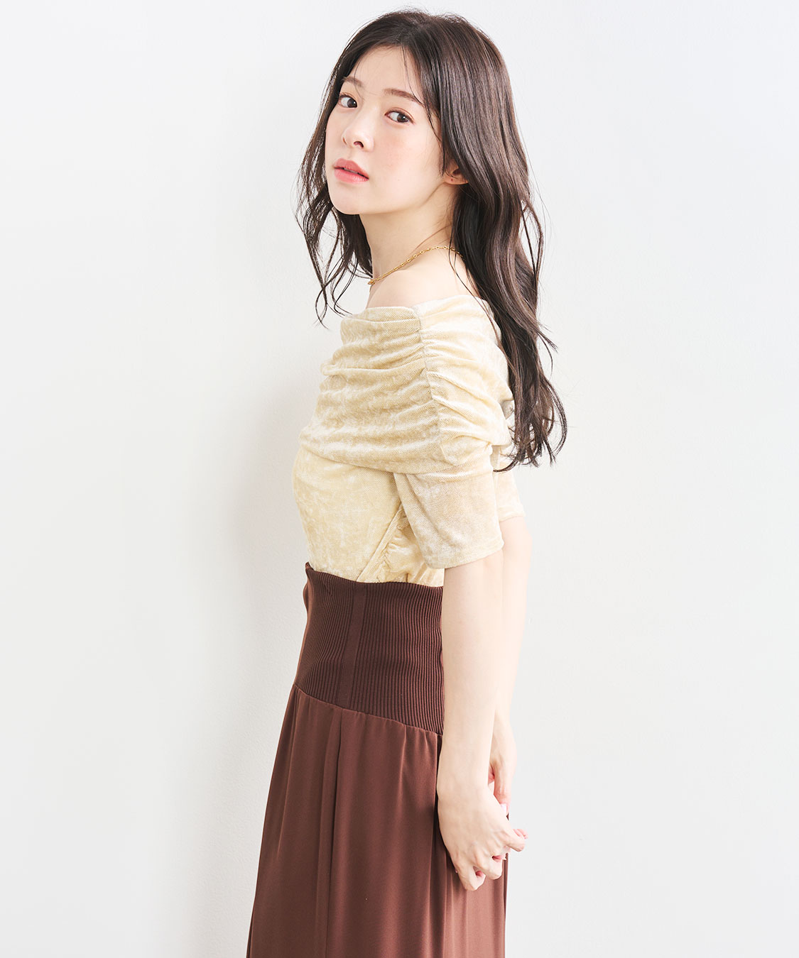オフショルダーメッシュベロアトップス｜PETAL ONLINE（ペタル