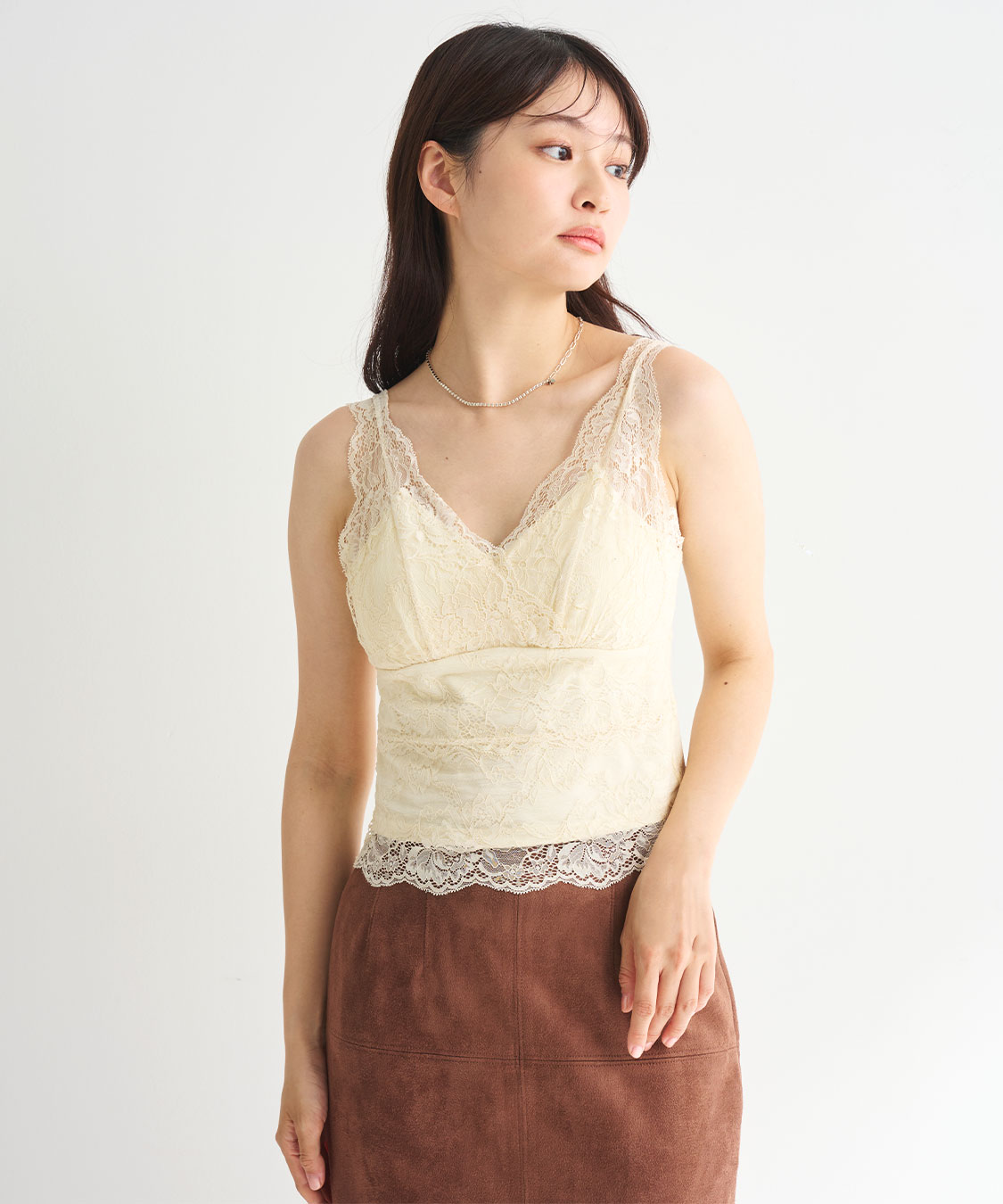 カップ付きVネックレースインナー｜PETAL ONLINE（ペタル