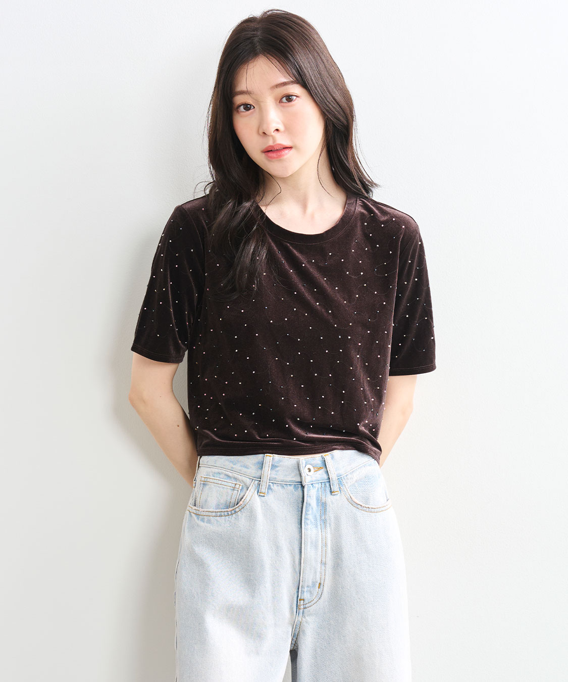 ビーズ刺繍ベロアTシャツ｜PETAL ONLINE（ペタルオンライン）