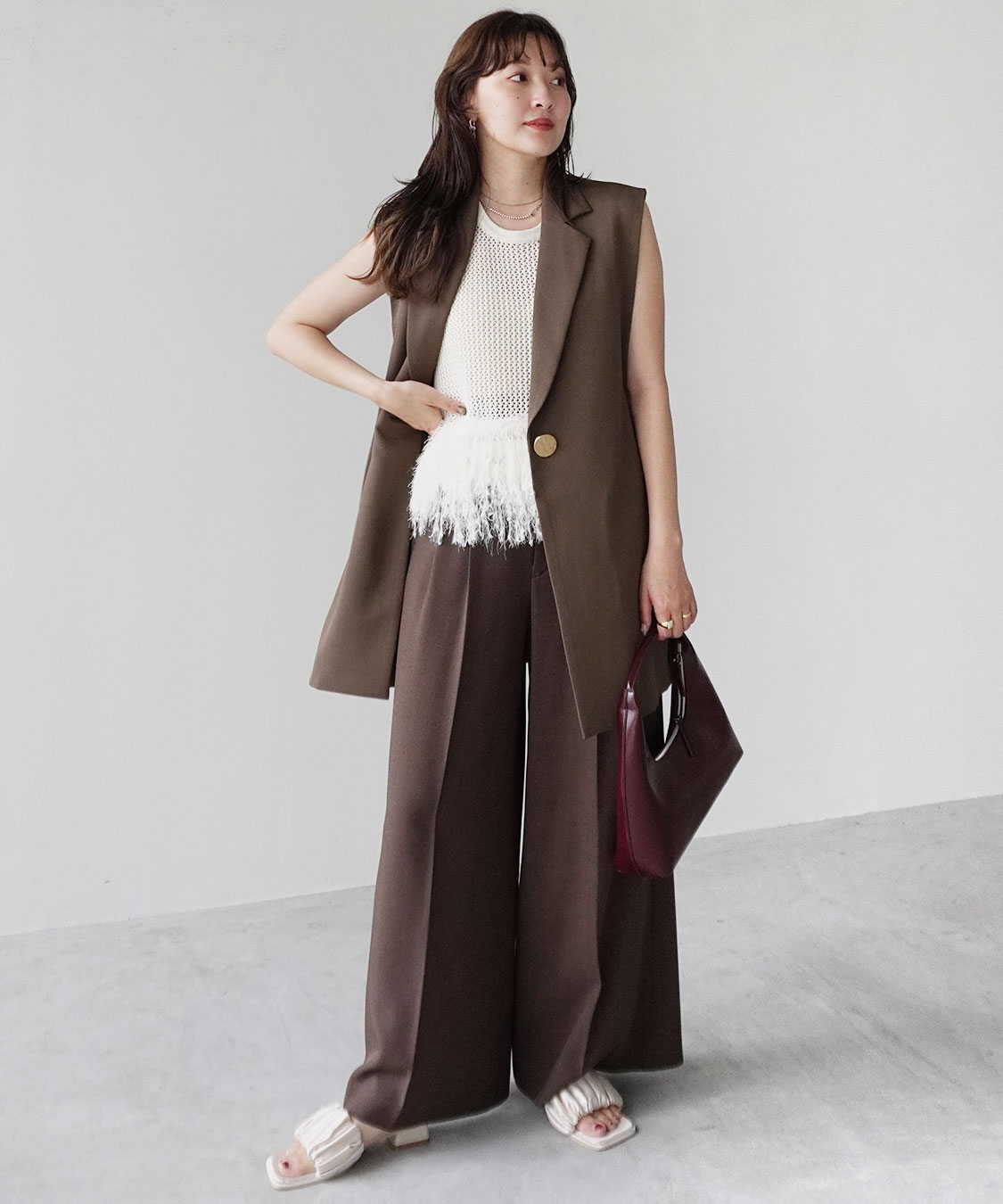 rene ルネ カメリアボタン フリル ベスト ノースリーブ トップス 6897772_1000.jpg