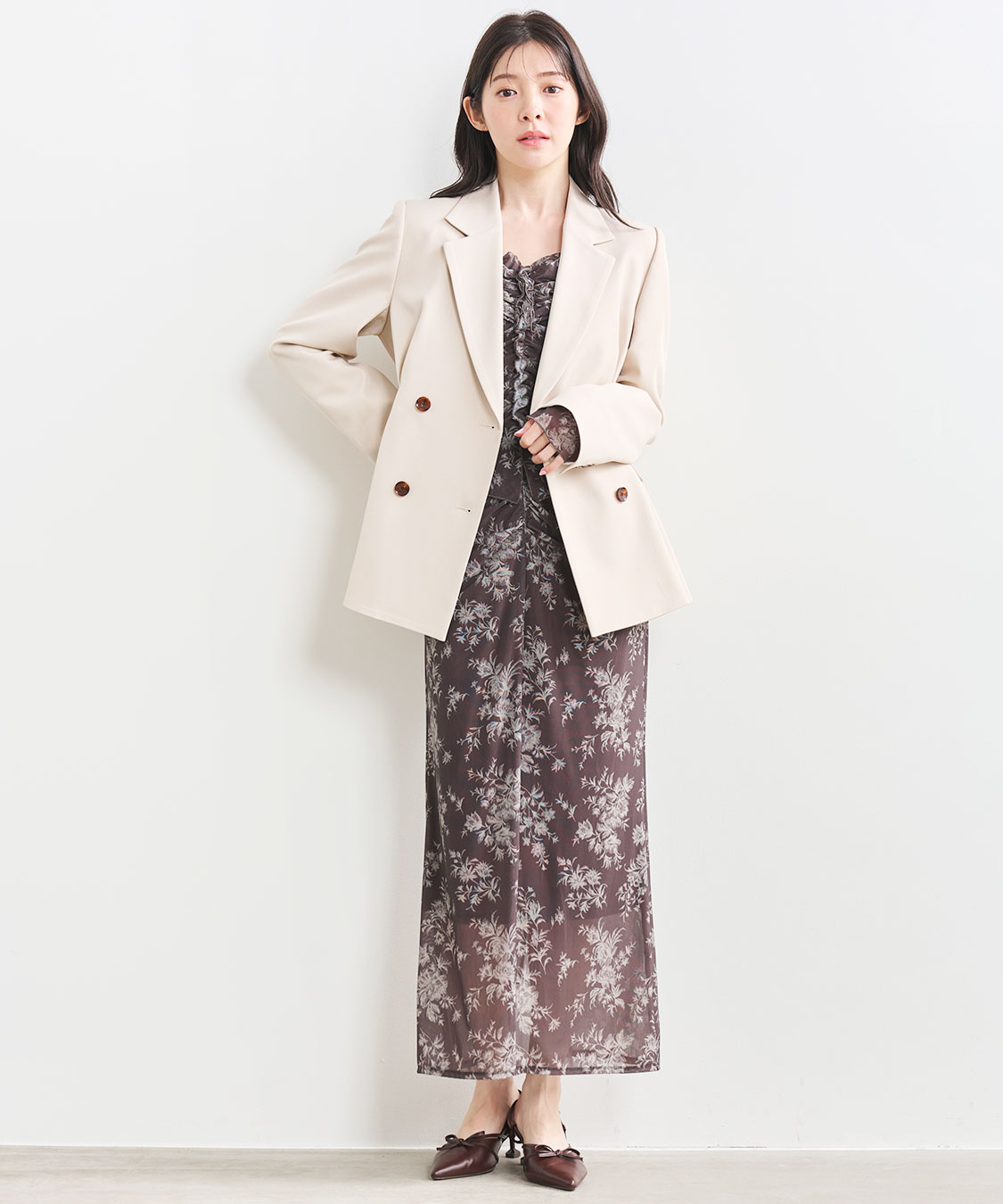 新品タグ付き　ココディール　フォルムタックテーラードジャケット　今季最新 フォルムタックテーラードジャケット｜PETAL ONLINE（ペタル