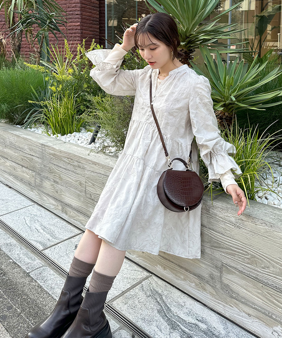 エンブロイダリーティアードミニワンピース｜PETAL ONLINE