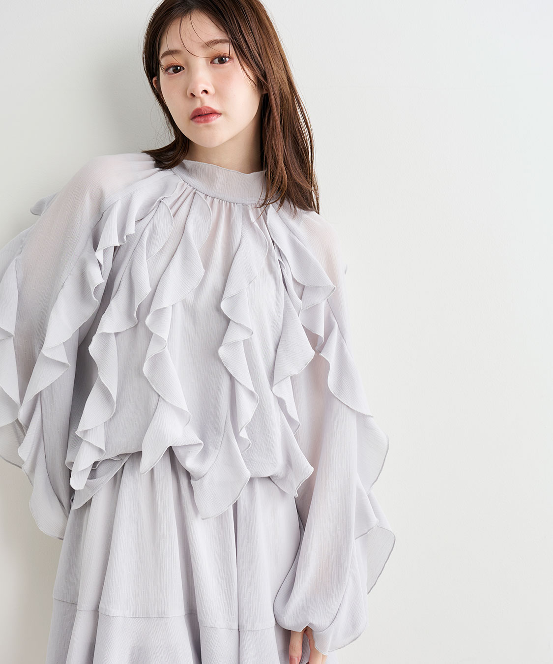 岡崎紗絵さんコラボ】カスケードボウタイフリルミニワンピース