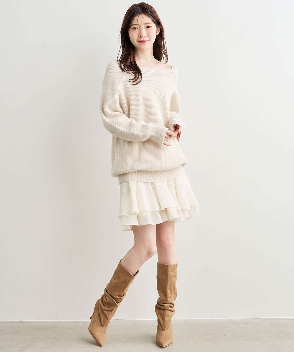 GO TO HOLLYWOOD 新品タグ付　フリル付きワンピ 01 GO TO HOLLYWOOD 新品タグ付 フリル付きワンピ 01