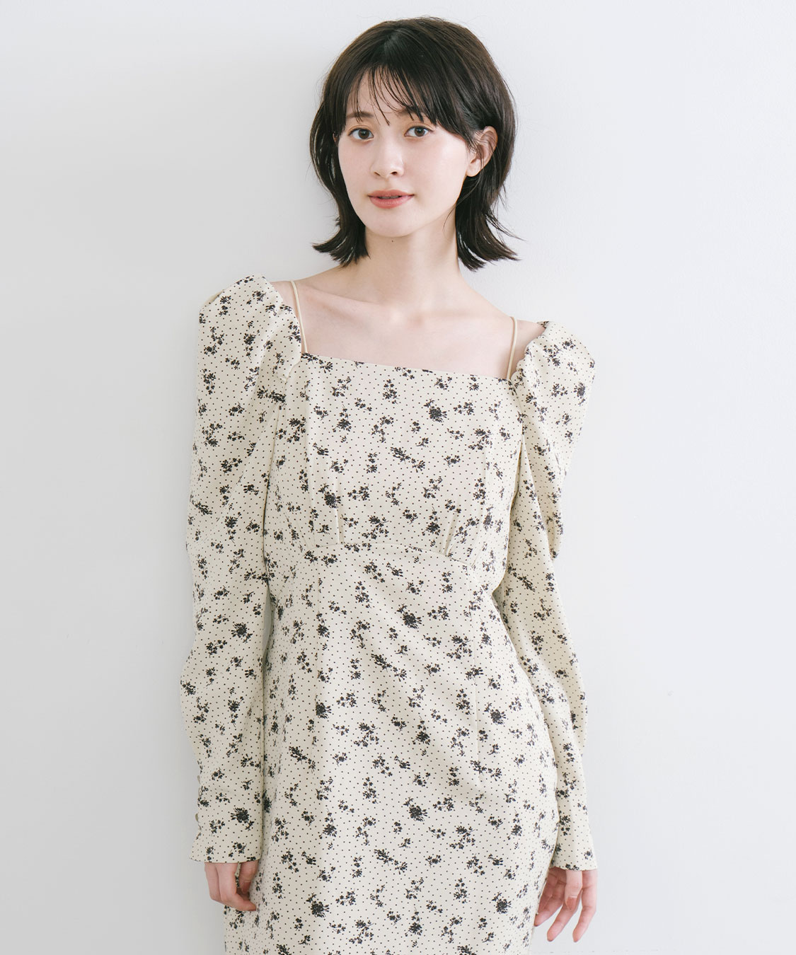 スクエアネックプリントワンピース｜PETAL ONLINE（ペタルオンライン）