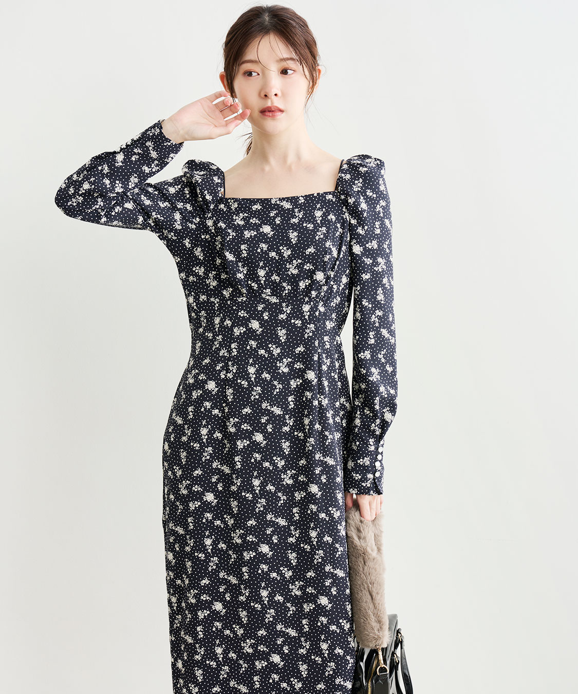 スクエアネックプリントワンピース｜PETAL ONLINE（ペタルオンライン）