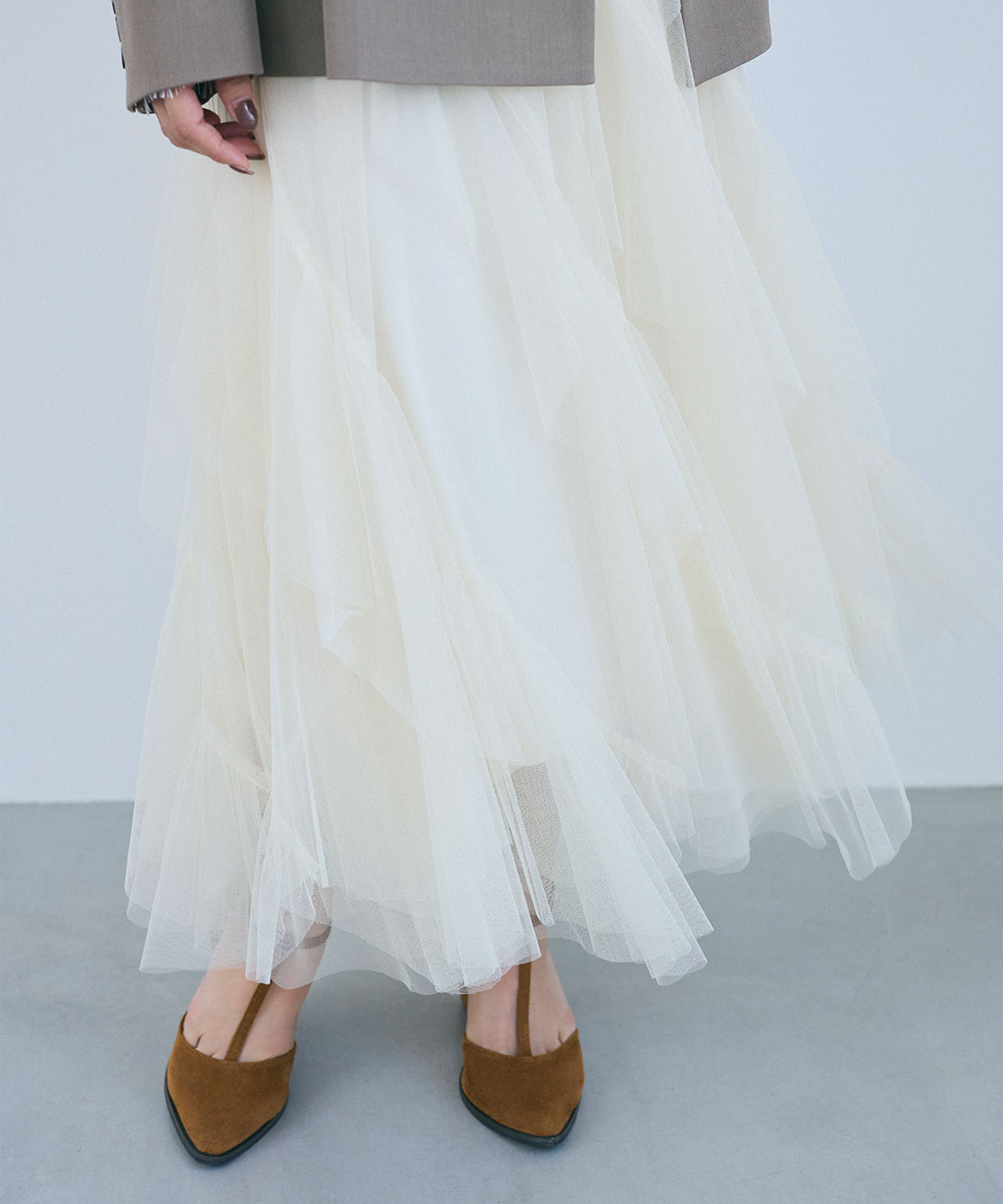 チュールエスカルゴフリルフレアスカート｜PETAL ONLINE（ペタル