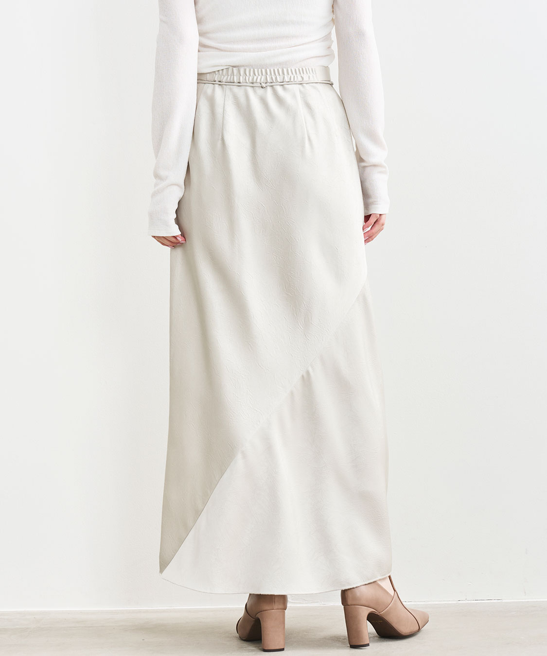 サテンナロースカート｜PETAL ONLINE（ペタルオンライン）