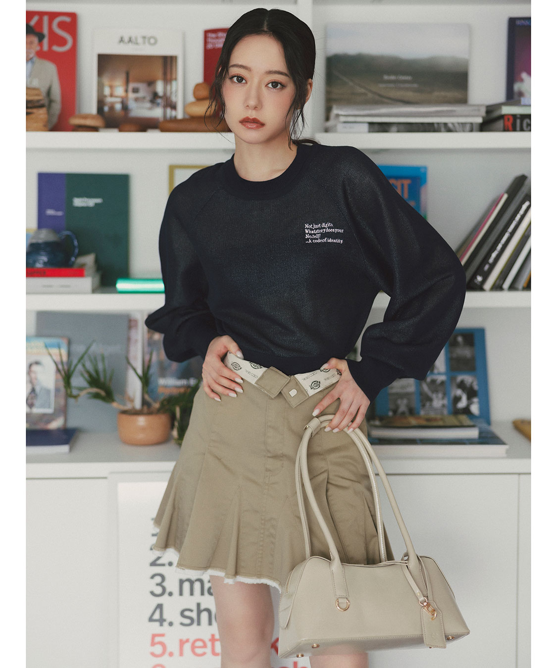 ✨️希少 CHANEL フレアスカート ココマーク ワンポイント クリーム 38 ✨️希少 CHANEL フレアスカート ココマーク ワンポイント
