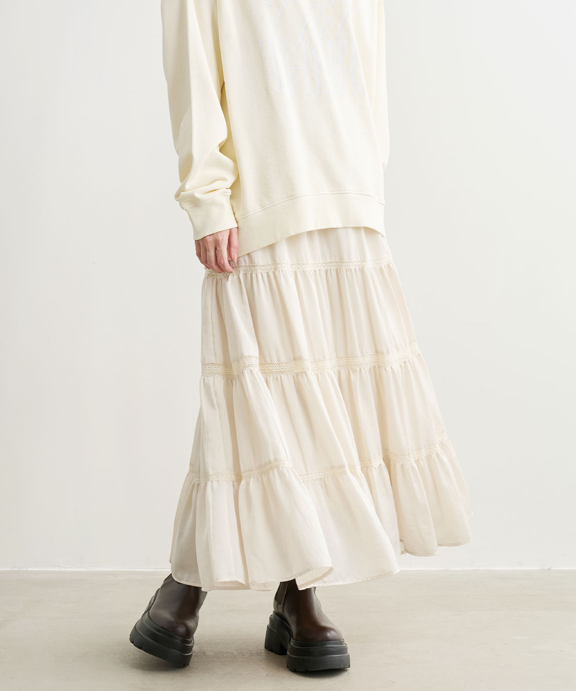 COCO DEAL ココディール　レース切替ティアードサテンスカート　アイボリー レース切替ティアードサテンスカート｜PETAL ONLINE（ペタルオンライン）