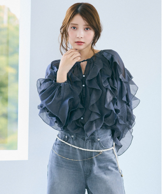 オフショルフリルサテンブラウス｜PETAL ONLINE（ペタルオンライン）