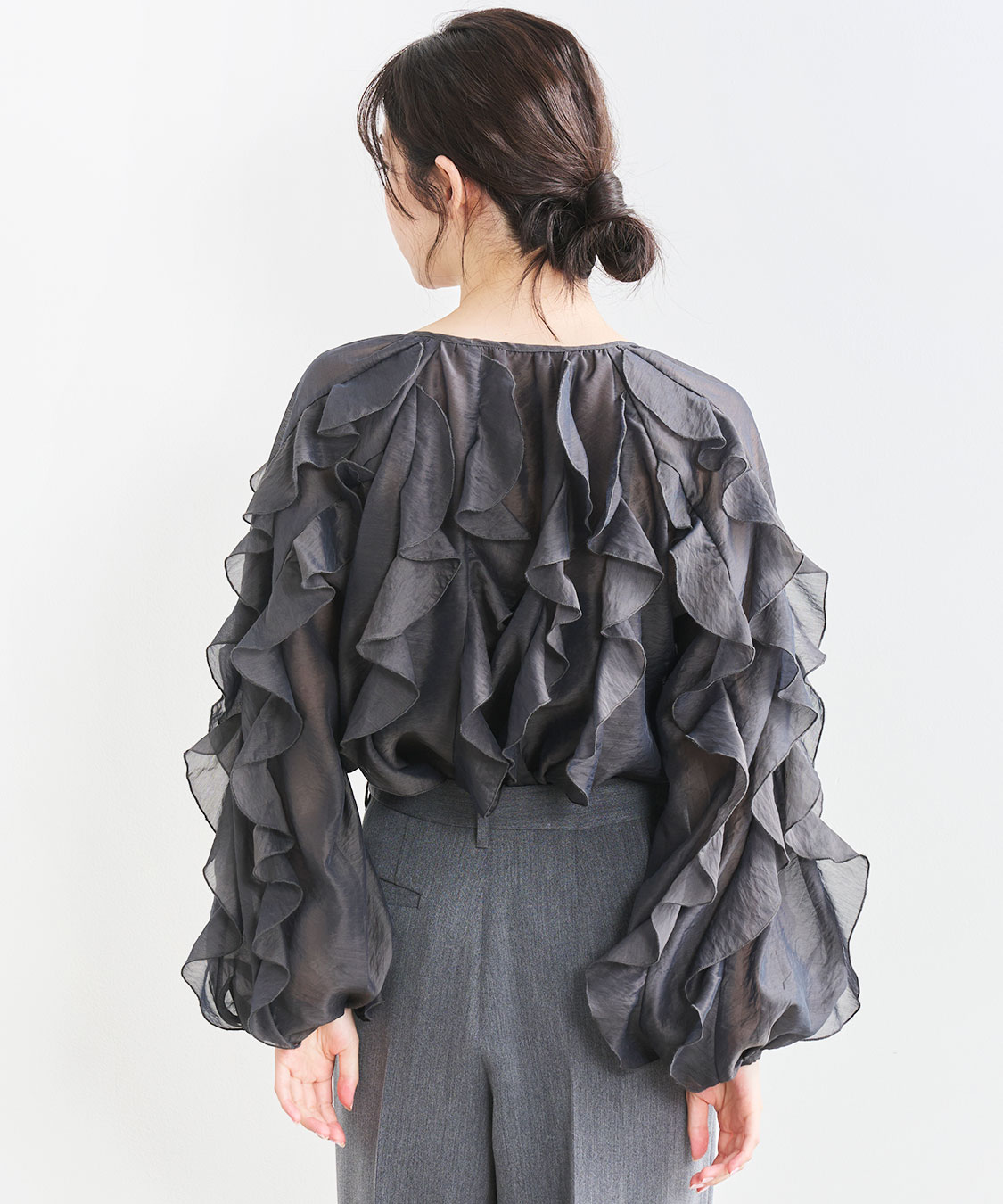 最安値COCODEAL メニーフリルブラウス メニーフリルブラウス｜PETAL ONLINE（ペタルオンライン）