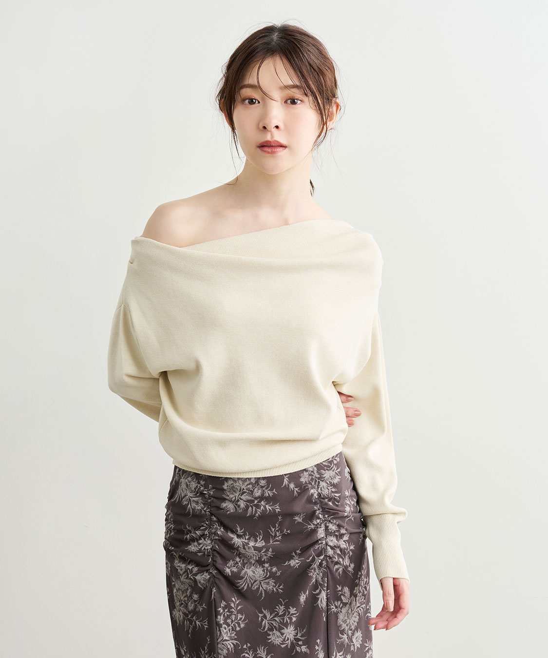 Latte_Dolceページ Claire 32-in Chandelier – Kuzco Lighting