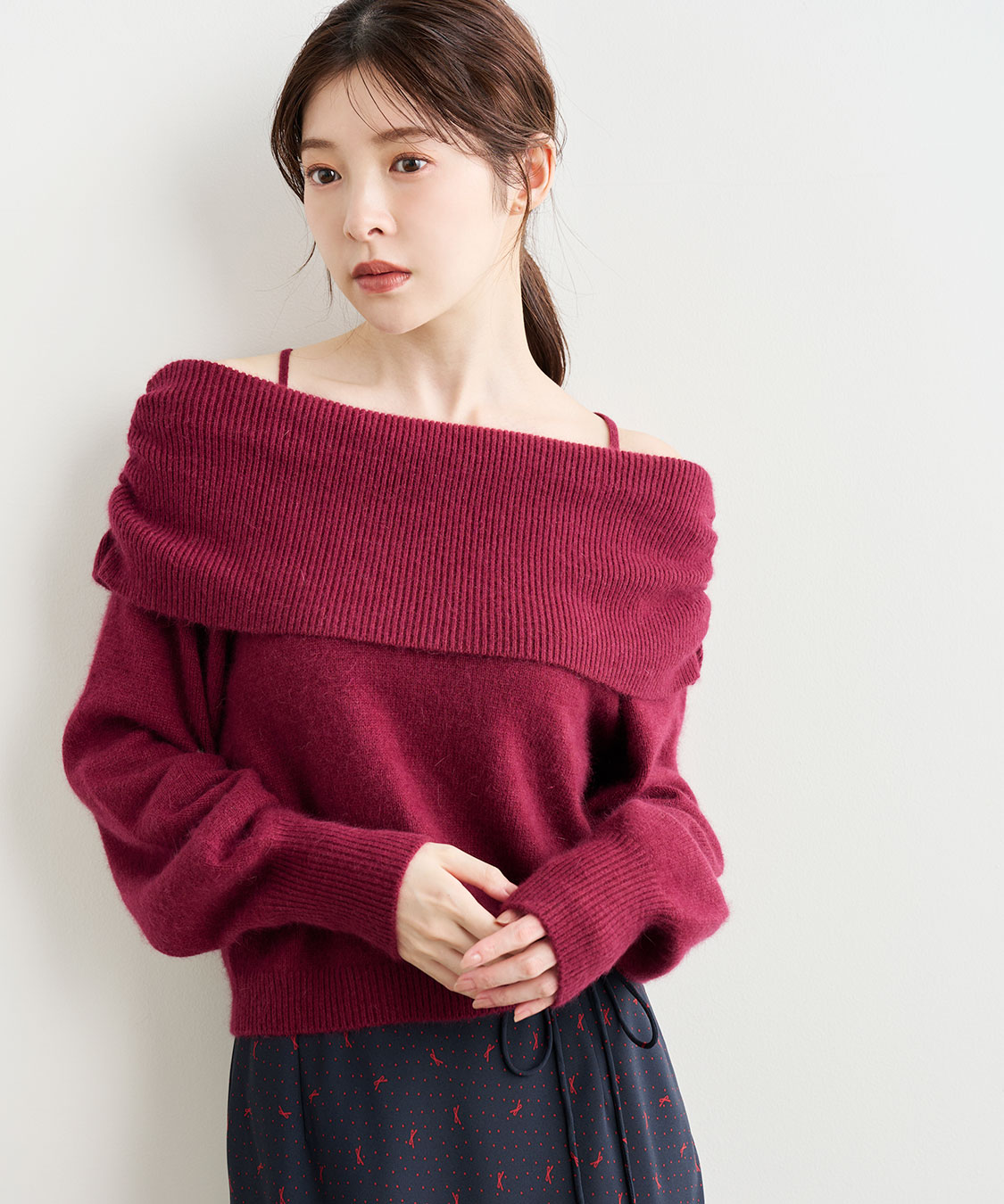 完売色★新品未使用★COCO DEAL ツイストギャザーカットプルオーバー ツイストギャザーカットプルオーバー cocodeal - メルカリ