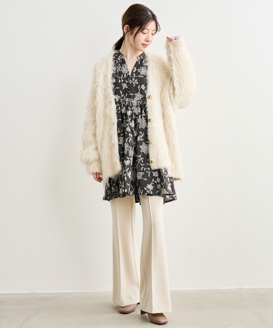 163byAKM ベージュロングカーディガン ロングシャギーカーディガン｜PETAL ONLINE（ペタルオンライン）